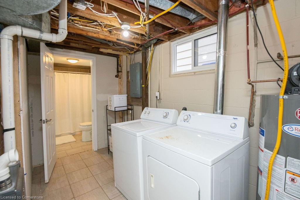 551 Barnaby Street Property Photo 25