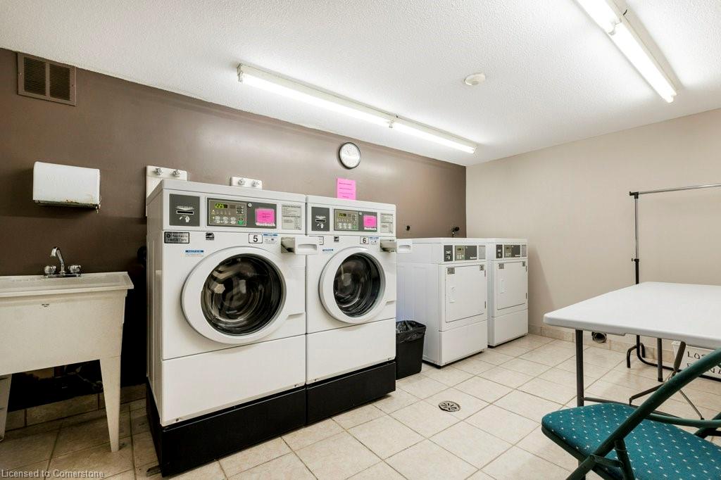 608-260 Sheldon Avenue N Property Photo 35