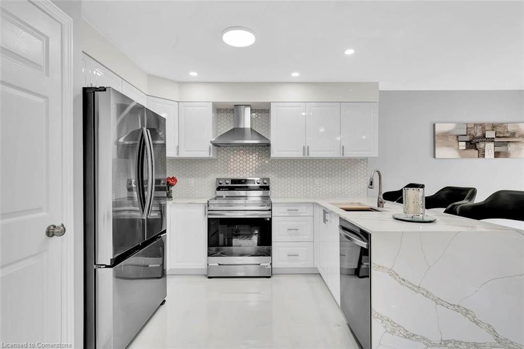 92 Pebblecreek Drive Property Photo 14