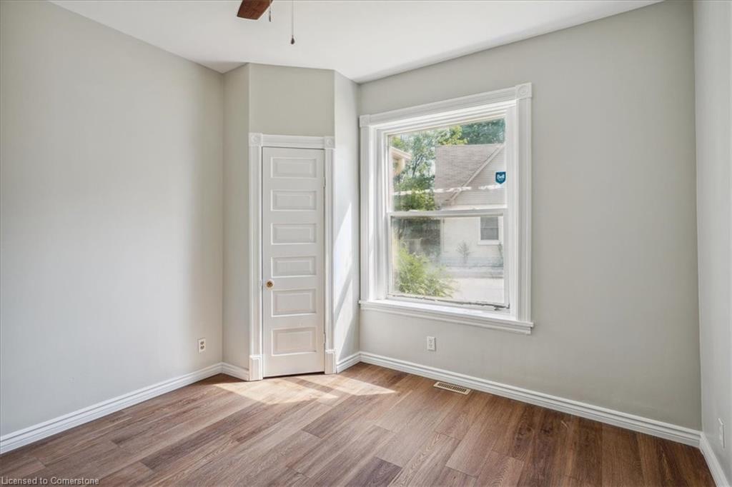 33 Rose Avenue Property Photo 6