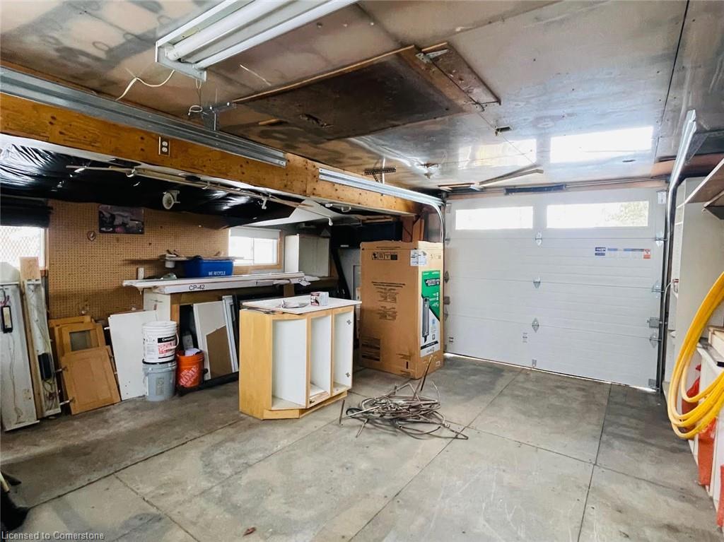 354 Dundas Street N Property Photo 12