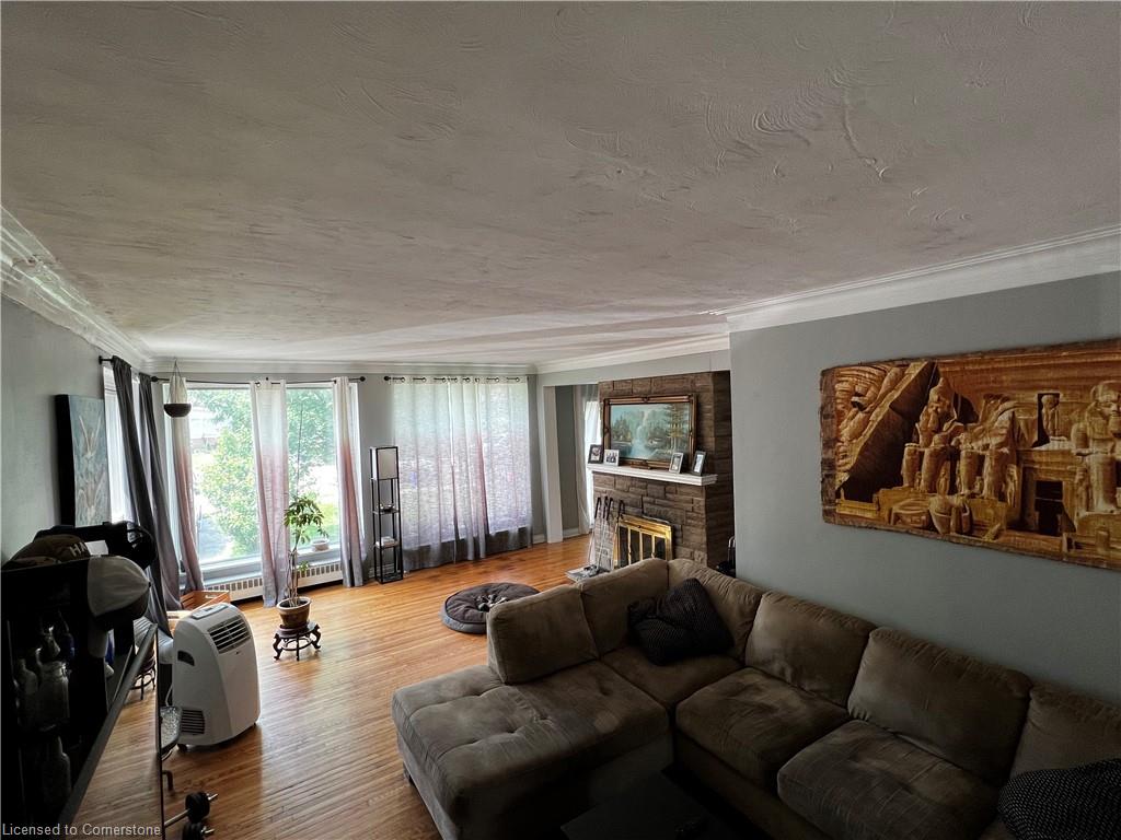 2336 Mountainside Drive Property Photo 4