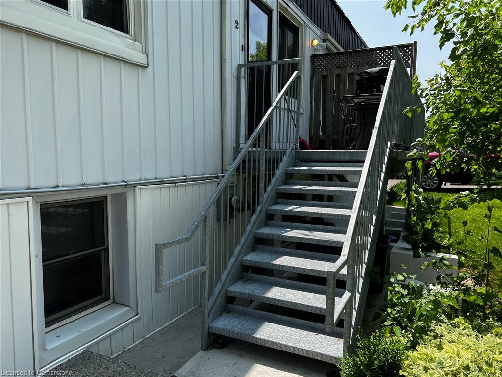 2336 Mountainside Drive Property Photo 13