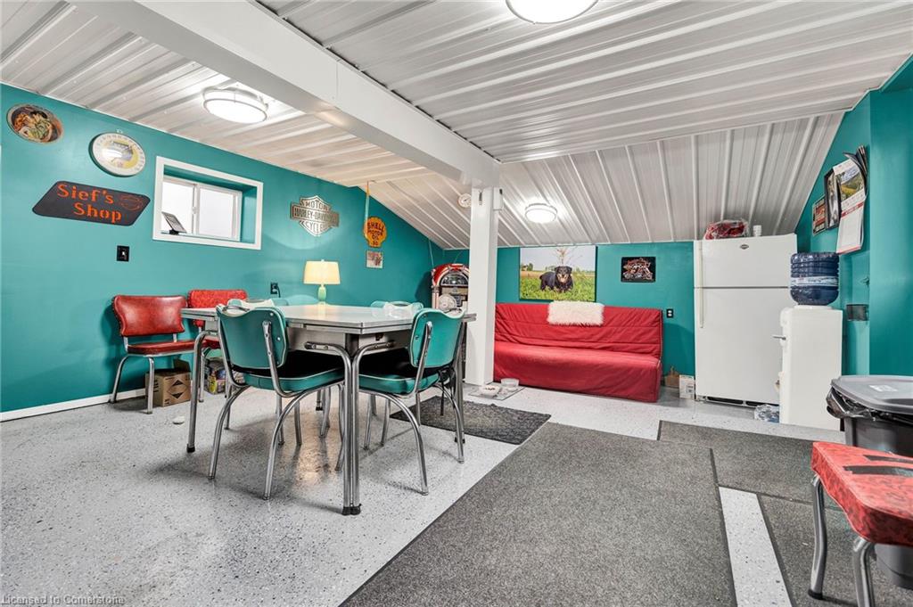 7078 Perth Line 86 Property Photo 18
