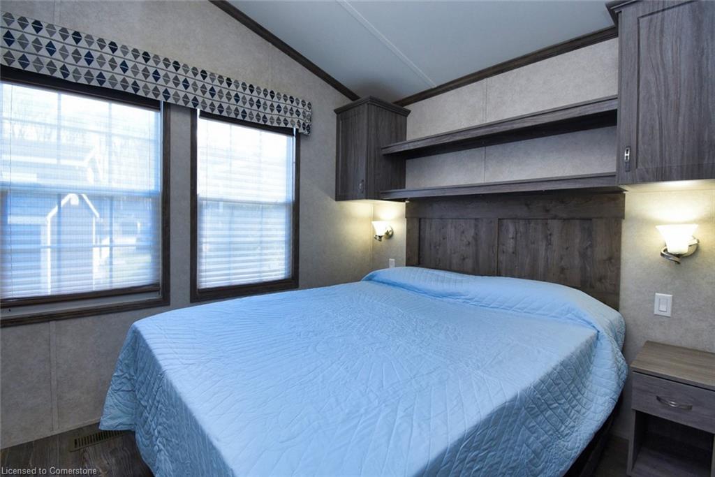 2490 Governors Road Property Photo 12