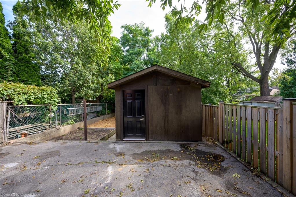 442 Mary Street Property Photo 24