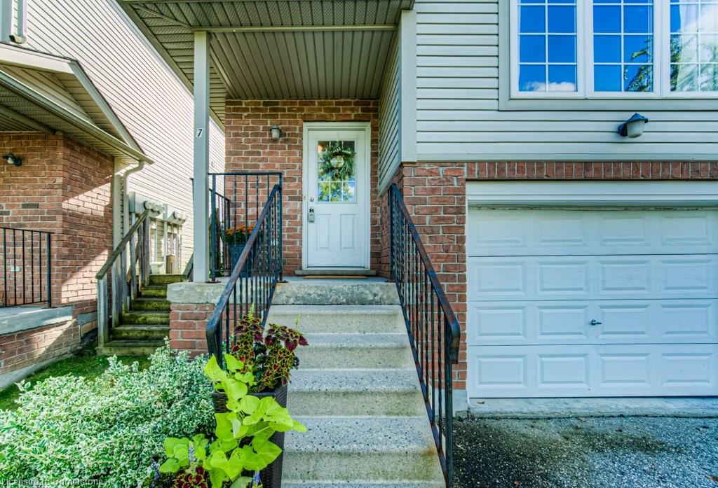 7-600 White Elm Boulevard Property Photo 10