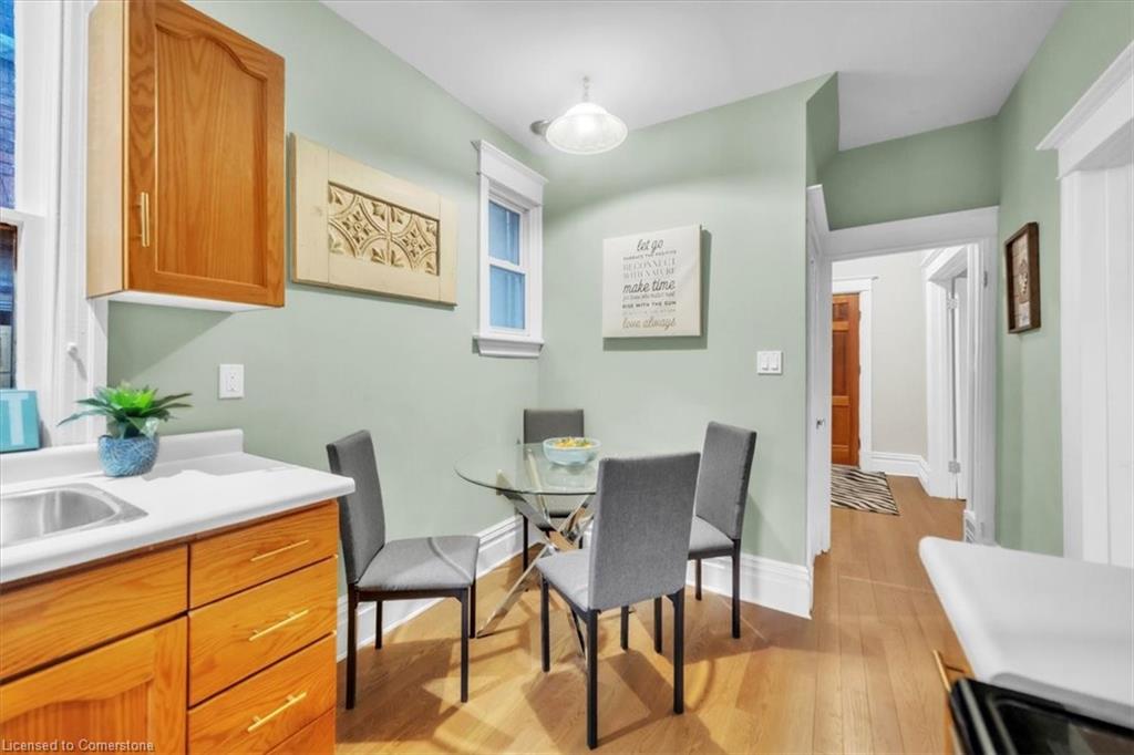 21 Sunset Avenue Property Photo 12