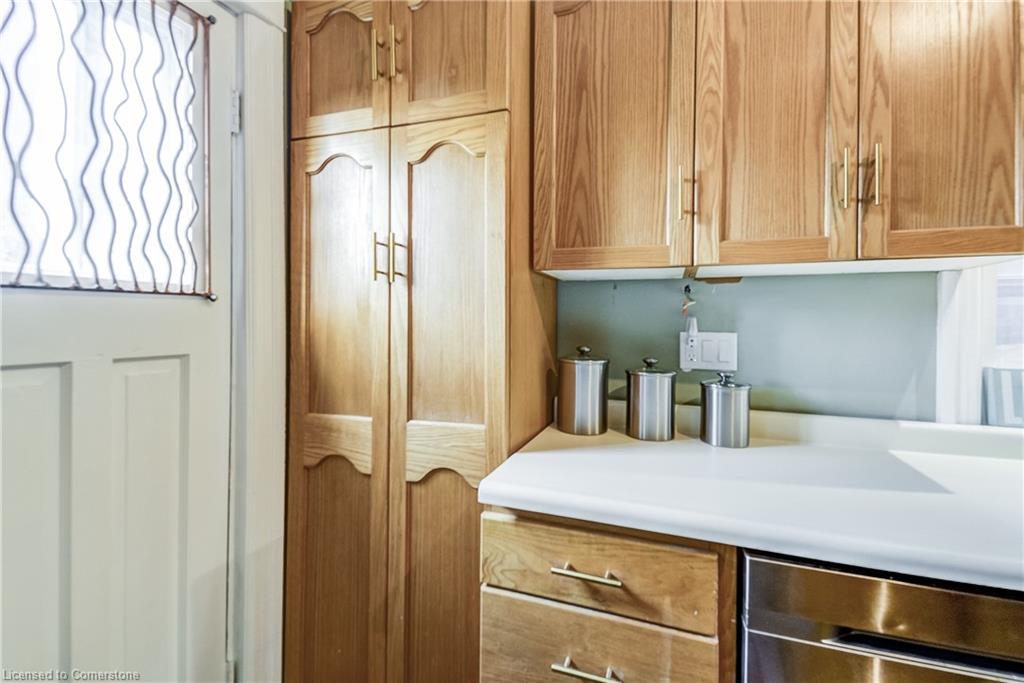 21 Sunset Avenue Property Photo 16