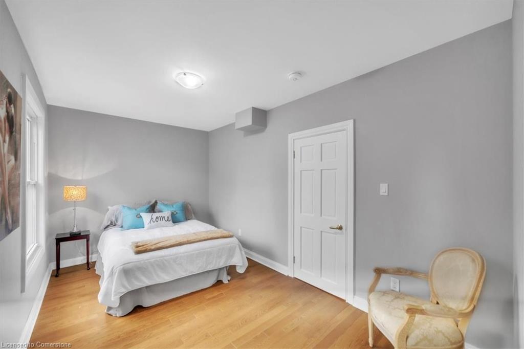 21 Sunset Avenue Property Photo 26