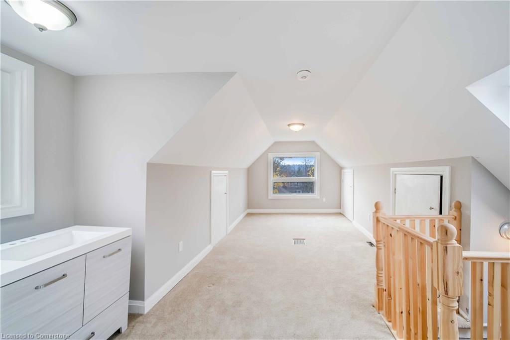 21 Sunset Avenue Property Photo 32