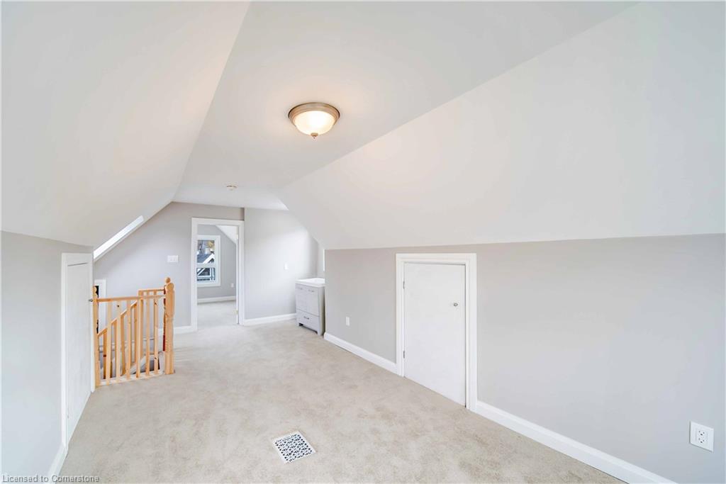 21 Sunset Avenue Property Photo 33