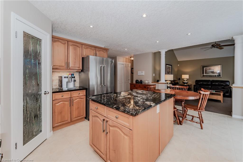 425 Pastern Trail Property Photo 7