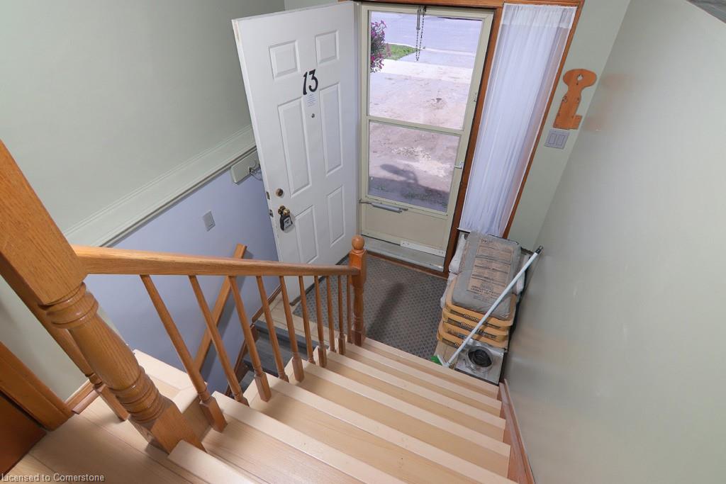 13 Cumming Street Property Photo 3