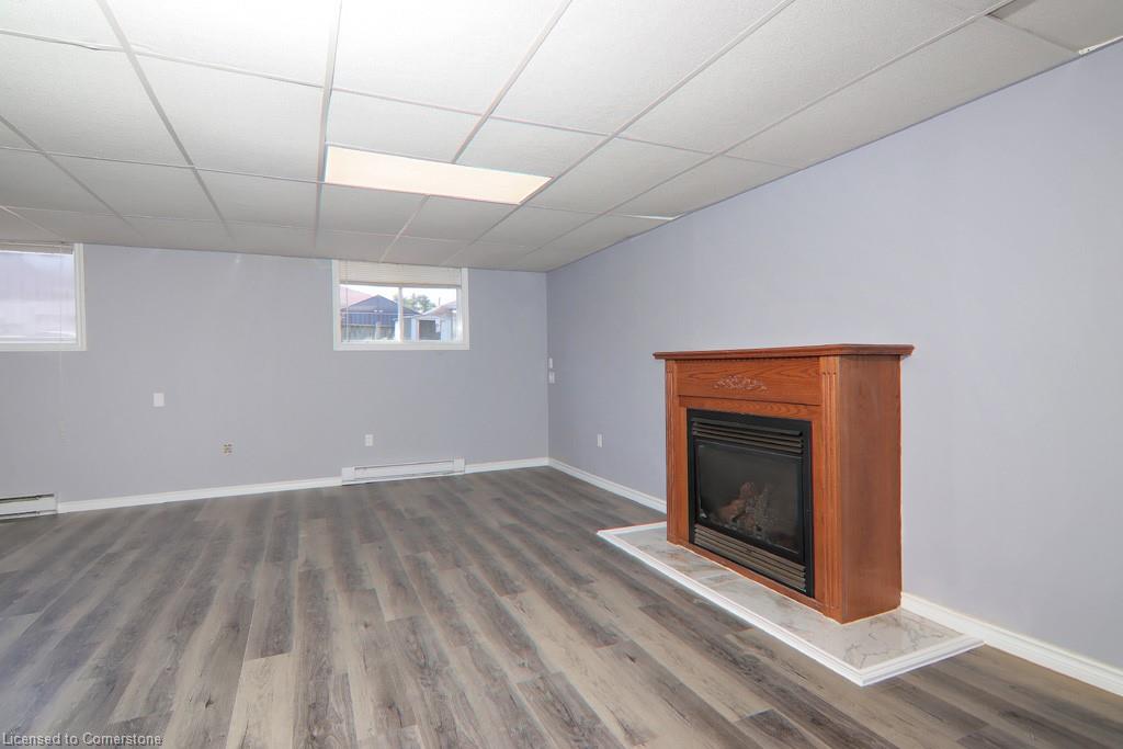 13 Cumming Street Property Photo 17
