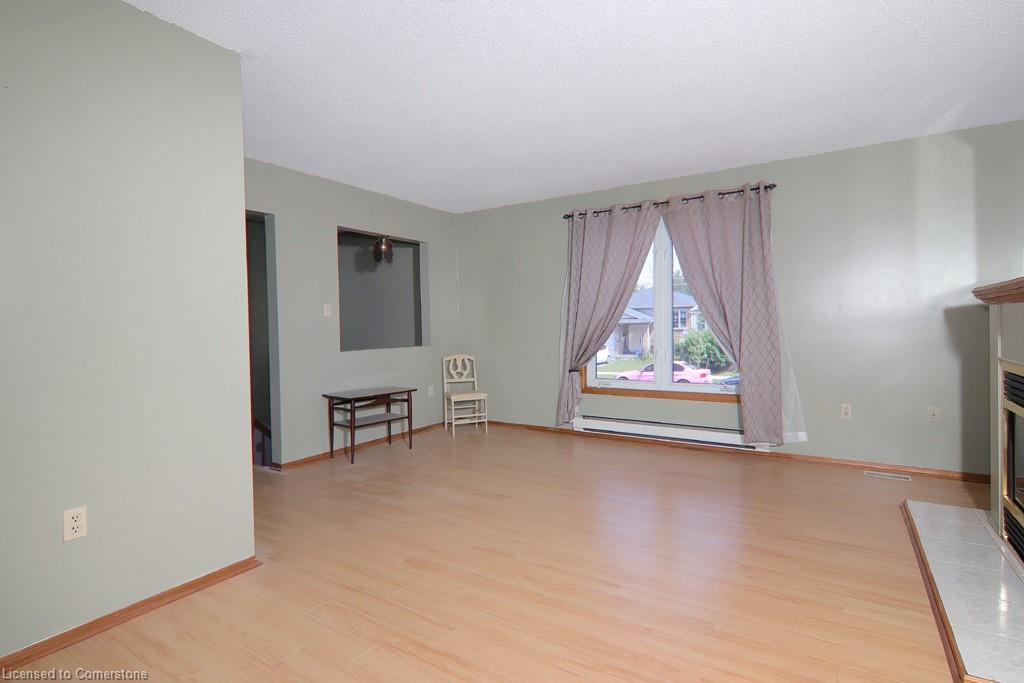 13 Cumming Street Property Photo 25