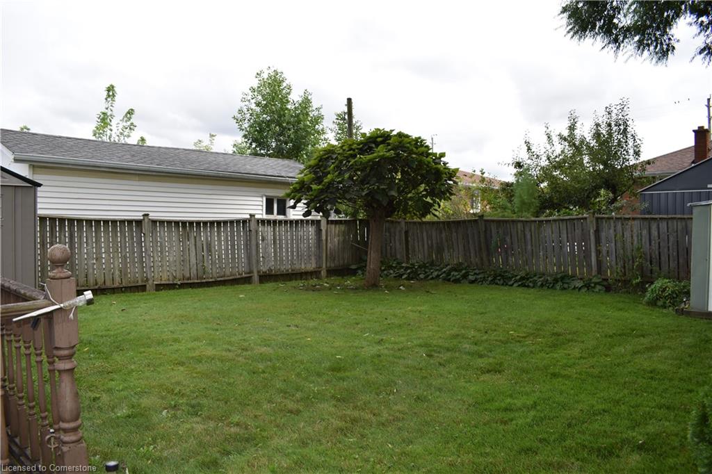 13 Cumming Street Property Photo 28