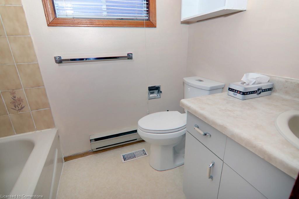 13 Cumming Street Property Photo 38