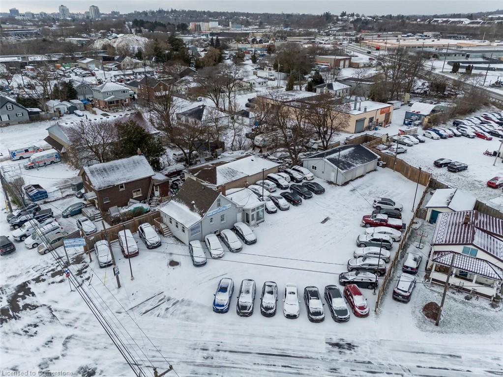 4 Beaumont Crescent