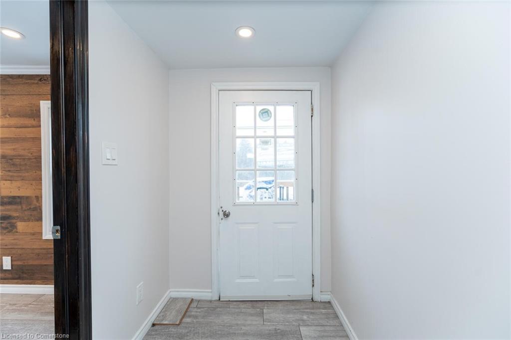 4 Beaumont Crescent Property Photo 9