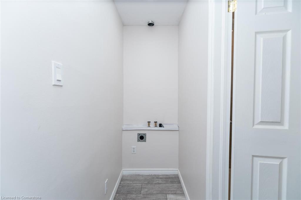 4 Beaumont Crescent Property Photo 18