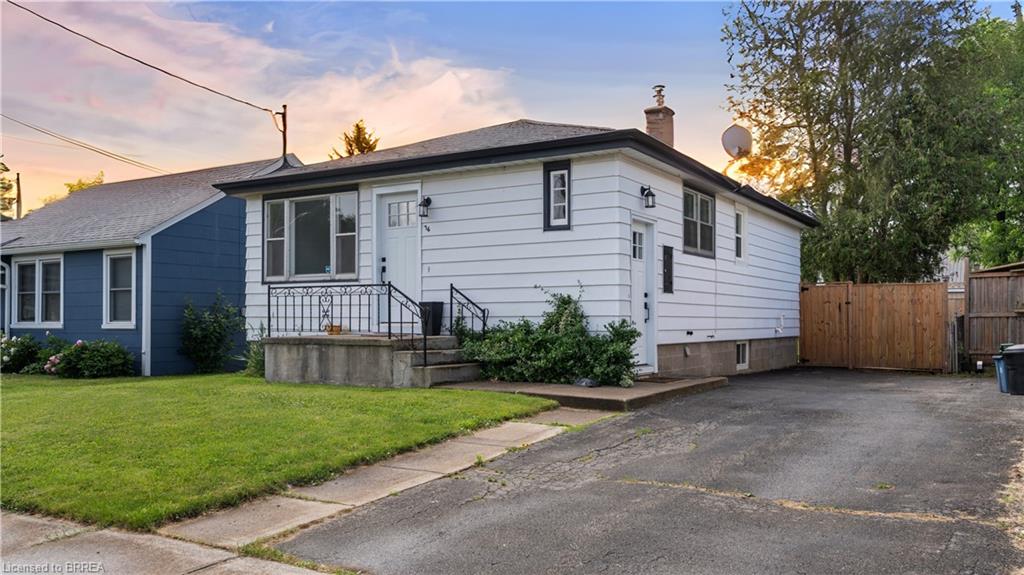 76 Gladstone Avenue Property Photo
