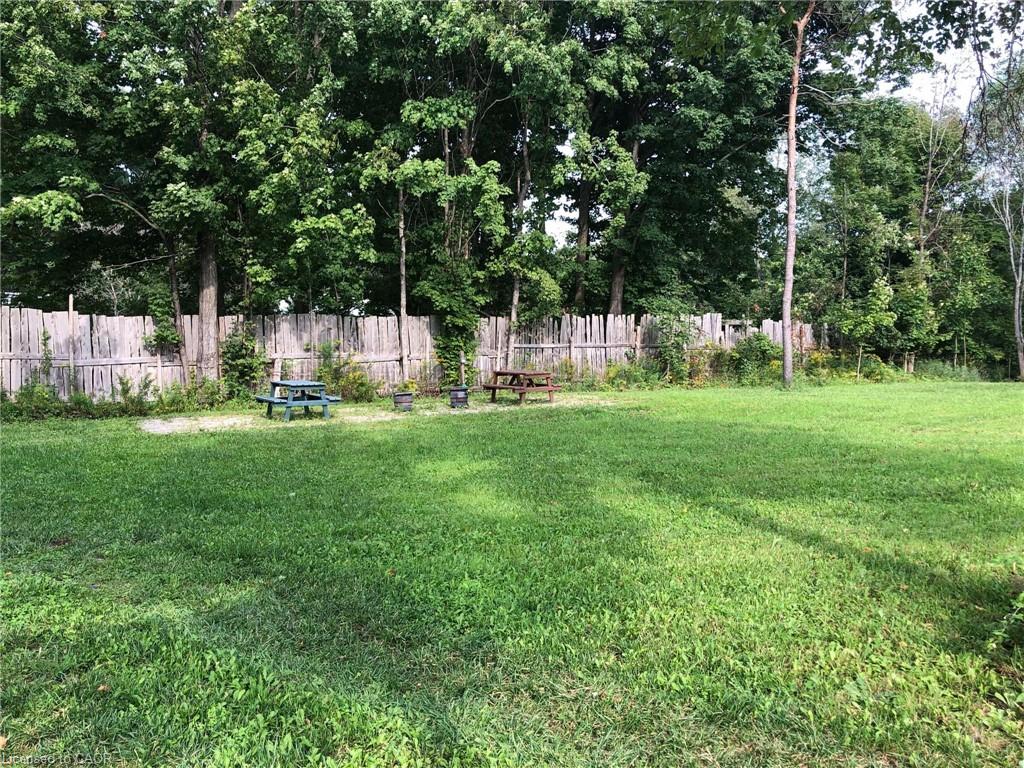 2988 Elphin Maberly Road Property Photo 9