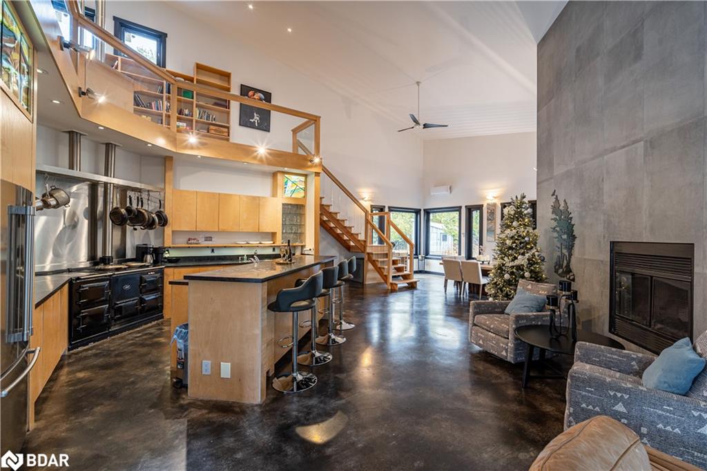 1080 Clydesdale Road Property Photo 10