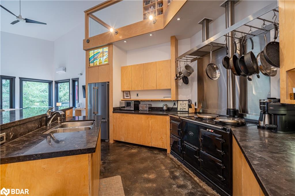 1080 Clydesdale Road Property Photo 14