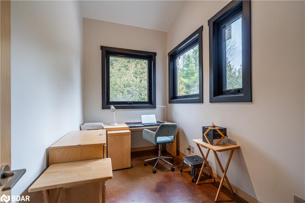 1080 Clydesdale Road Property Photo 38