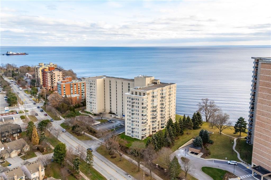 911-5280 Lakeshore Road Property Photo 1