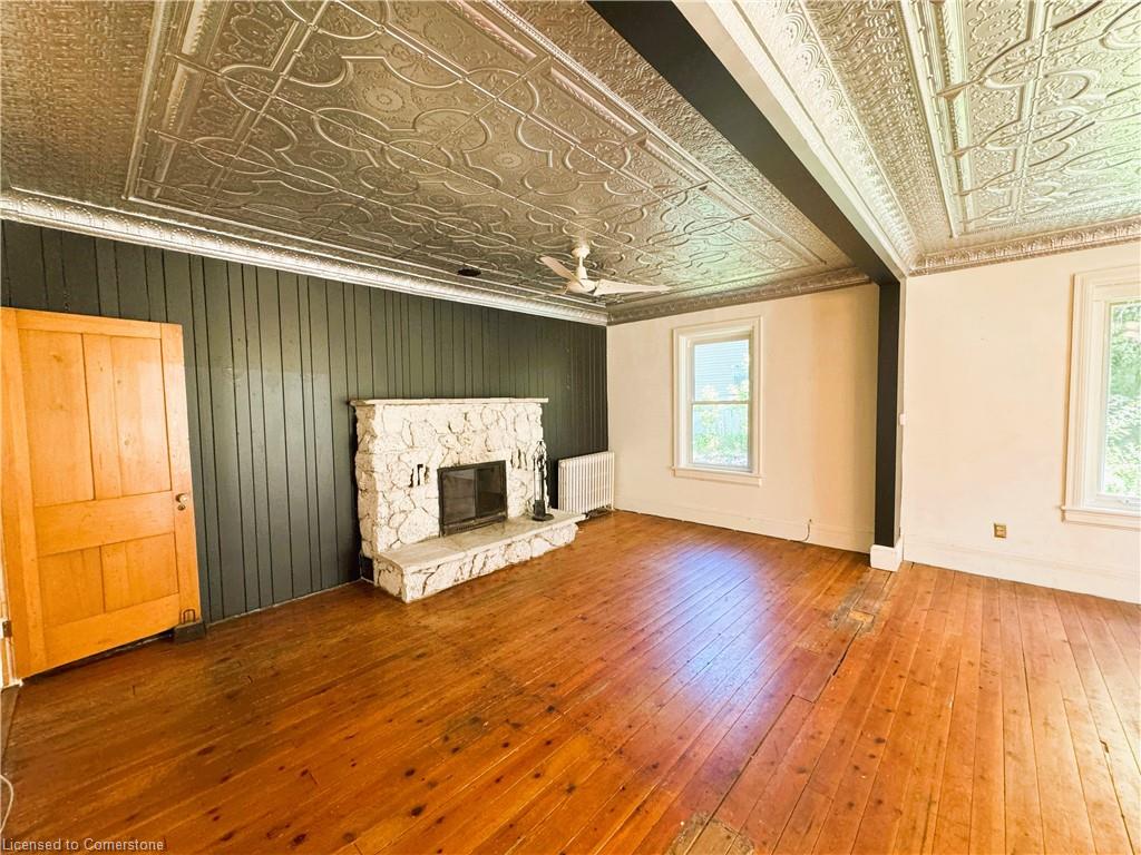 180 Carroll Street Property Photo 13
