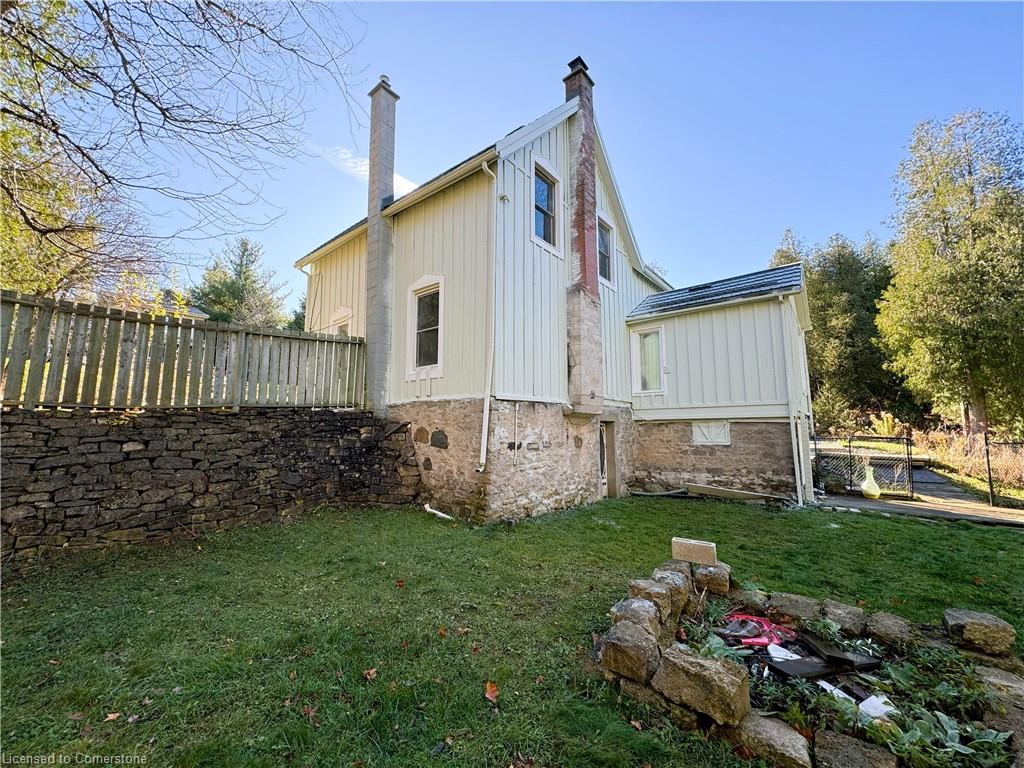 180 Carroll Street Property Photo 32