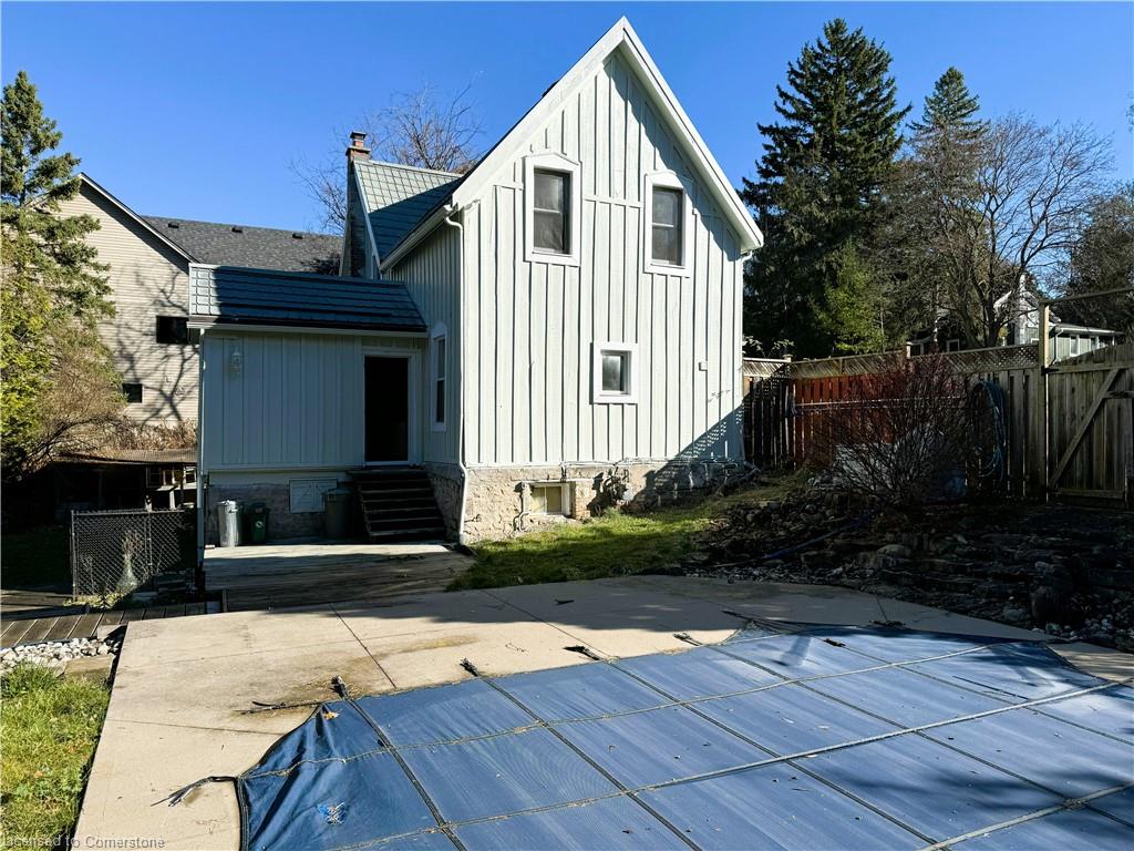 180 Carroll Street Property Photo 33