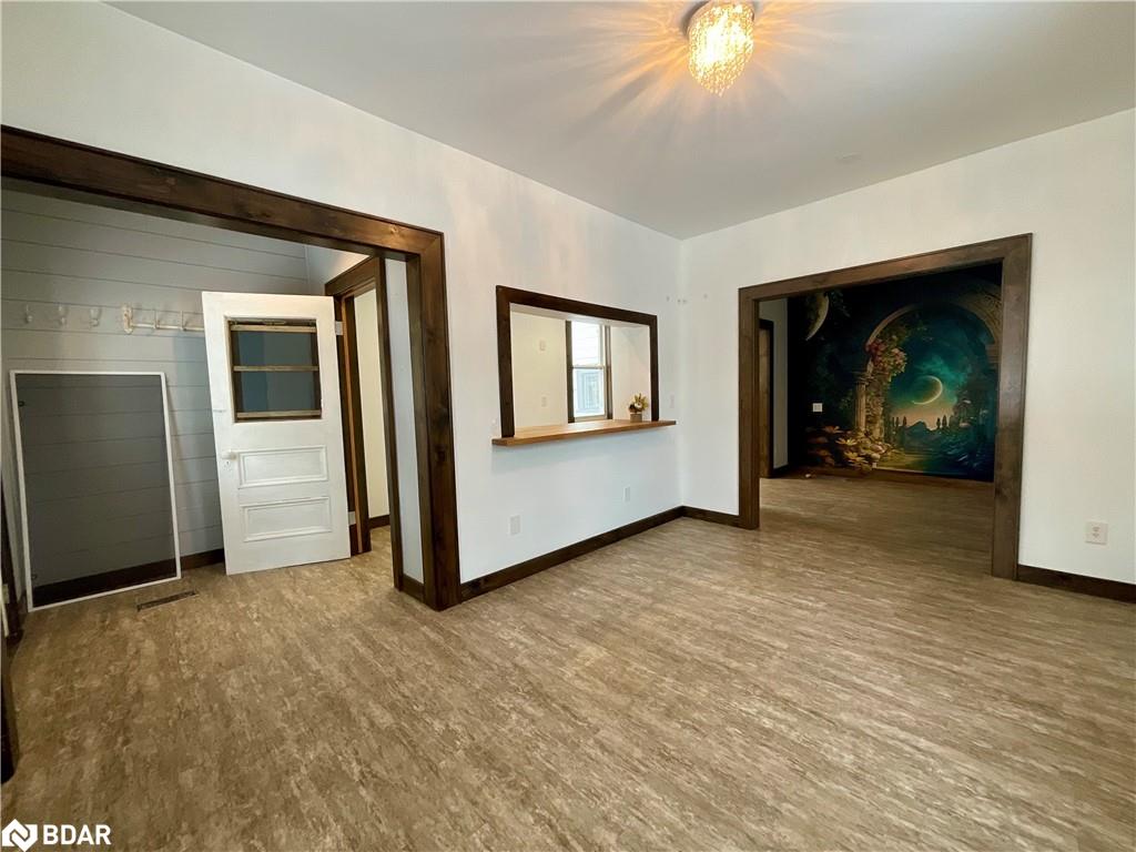 18 Francis Street E Property Photo 3