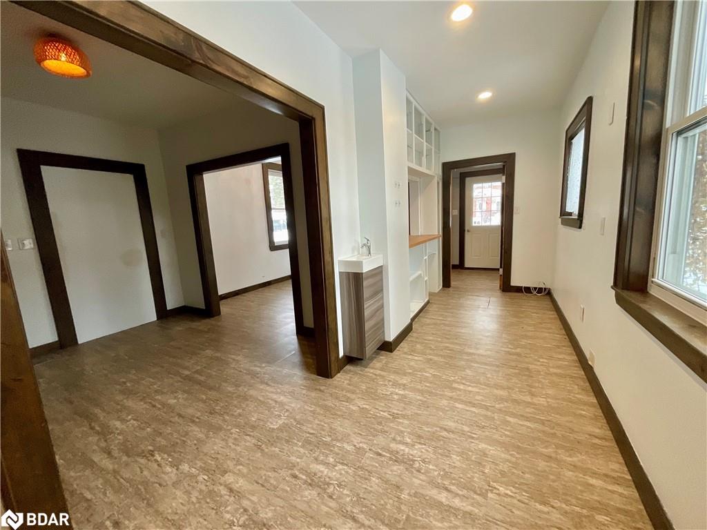 18 Francis Street E Property Photo 4