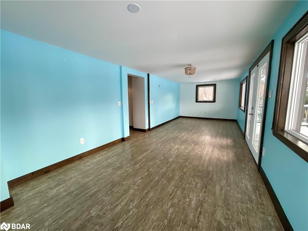 18 Francis Street E Property Photo 7