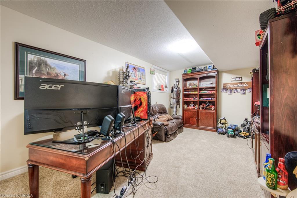 16 Mcguiness Drive Property Photo 30
