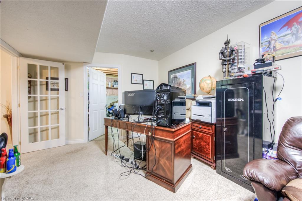 16 Mcguiness Drive Property Photo 32
