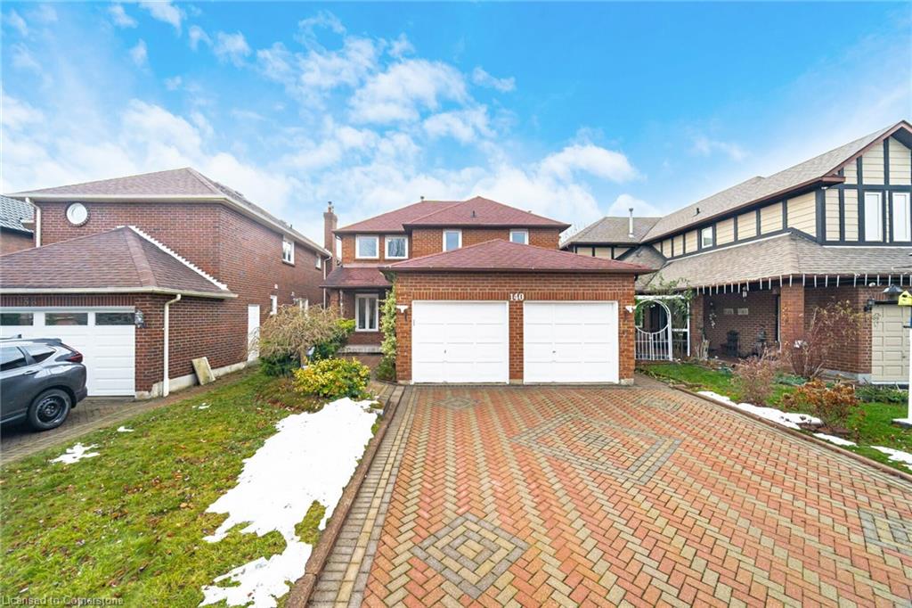 140 Lord Simcoe Drive Property Photo 2