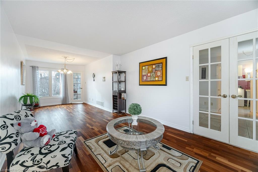 140 Lord Simcoe Drive Property Photo 8