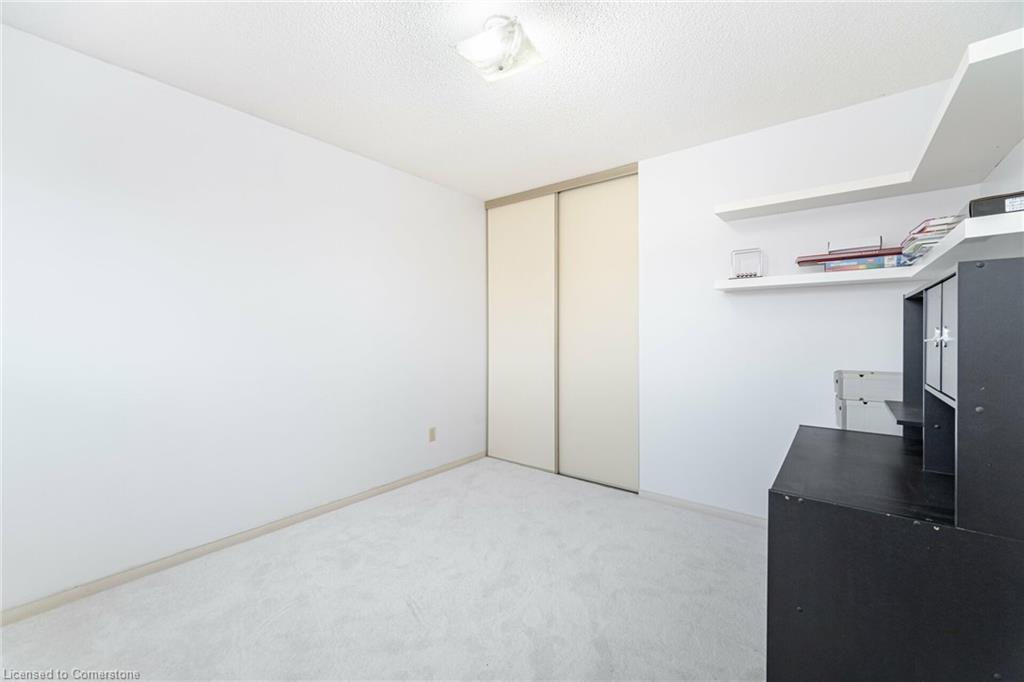 140 Lord Simcoe Drive Property Photo 32