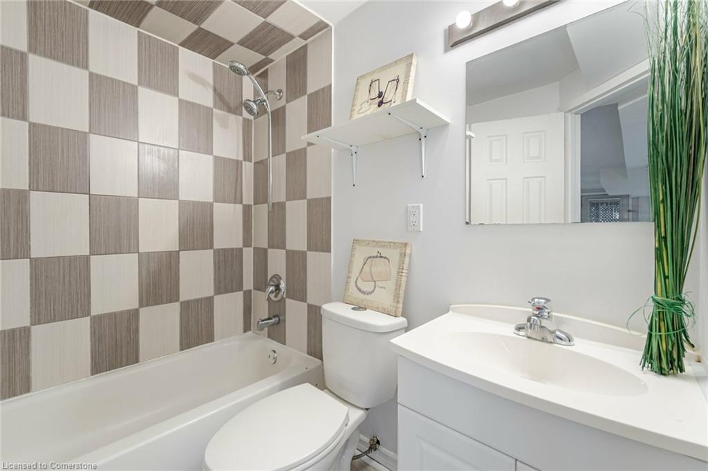 140 Lord Simcoe Drive Property Photo 46