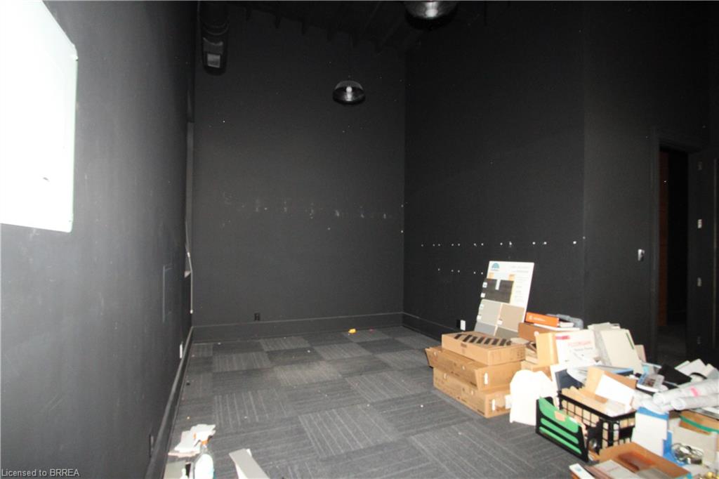 A-142 West Street Property Photo 8