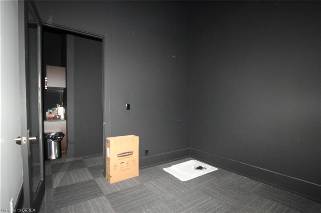 A-142 West Street Property Photo 12