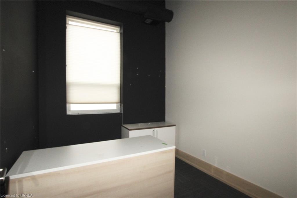 A-142 West Street Property Photo 20