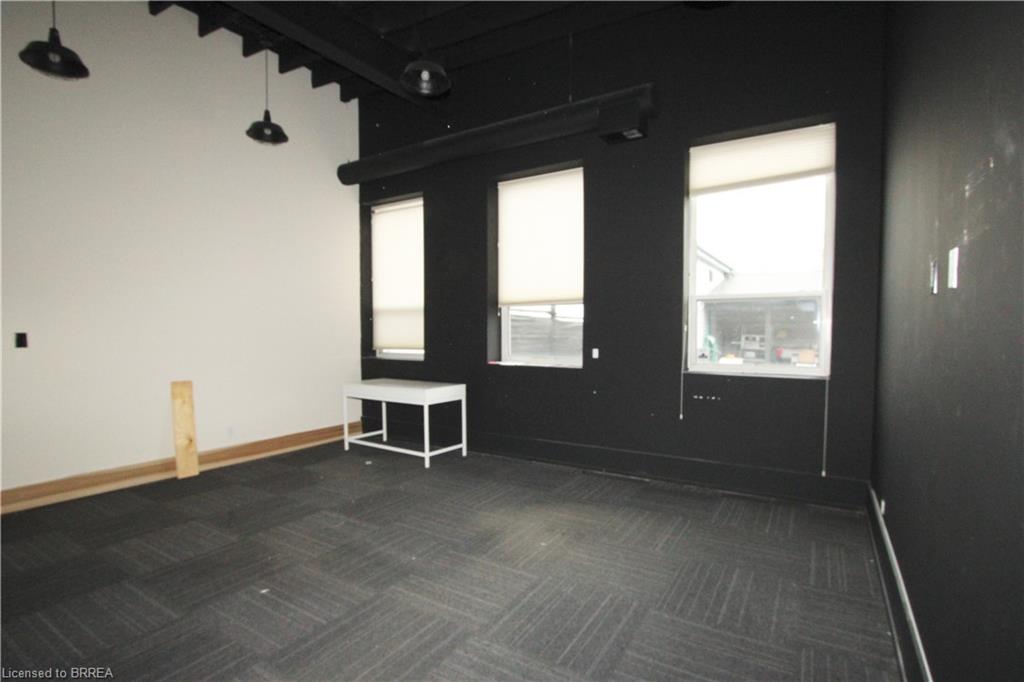 A-142 West Street Property Photo 26