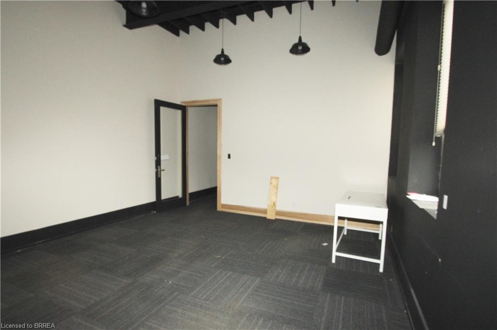 A-142 West Street Property Photo 27