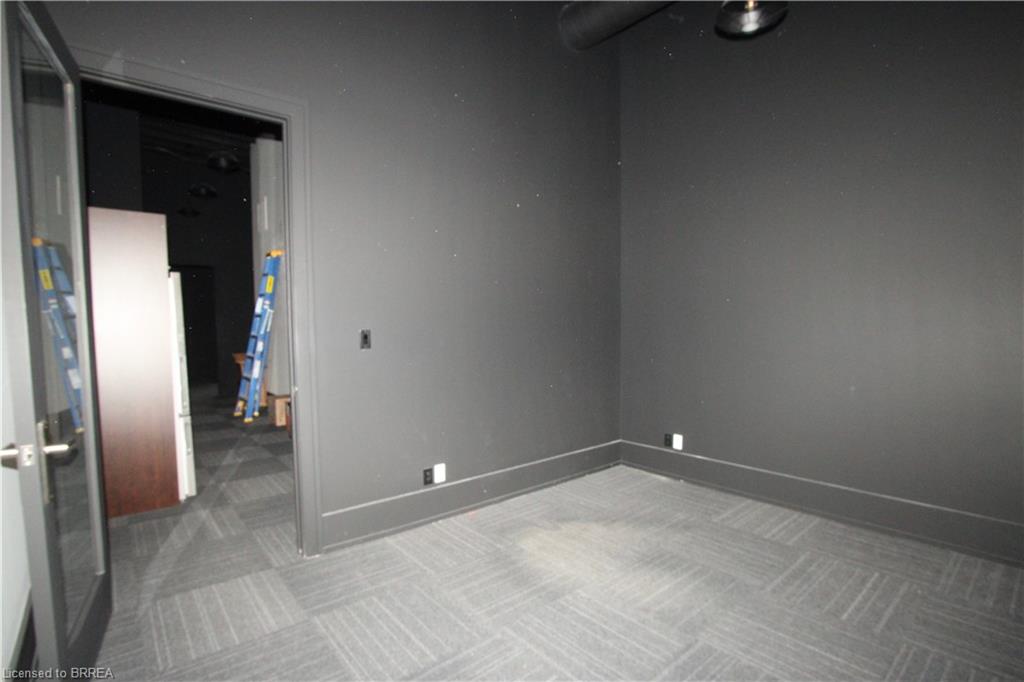 A-142 West Street Property Photo 34