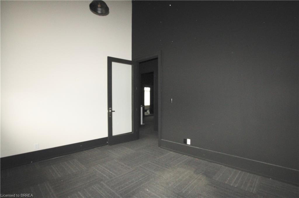 A-142 West Street Property Photo 35